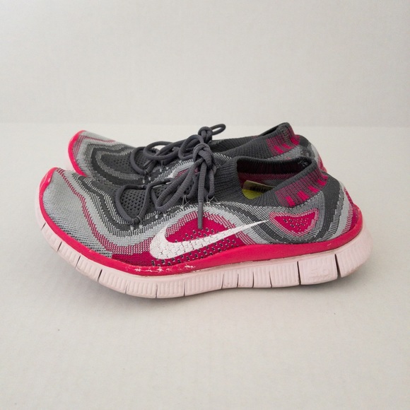 Nike Free Flynit 5.0 Running Athletic Shoes | Grey and Pink | Woman’s size 7.5 - Picture 3 of 8
